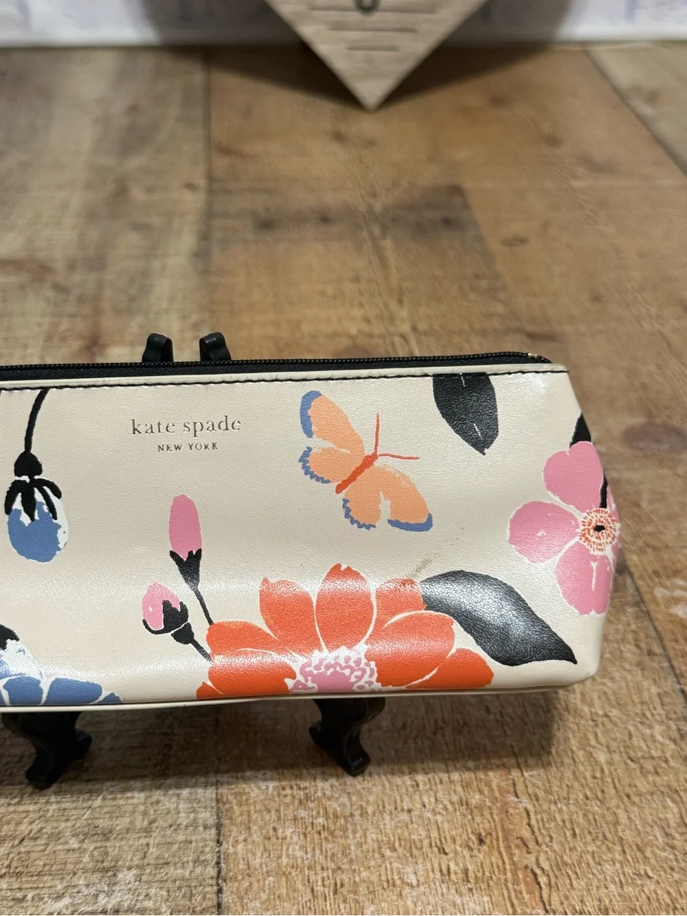 Kate Spade Floral Garden Pencil Case Pre owned condition  Very minimal signs of